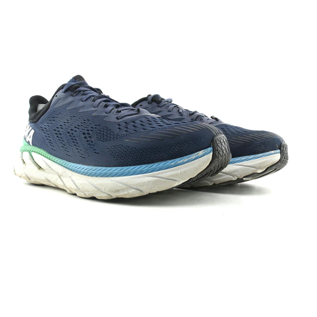 HOKA ONE ONE CLIFTON 7