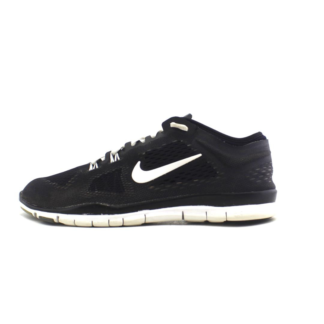 Nike free tr fit clearance 4 black