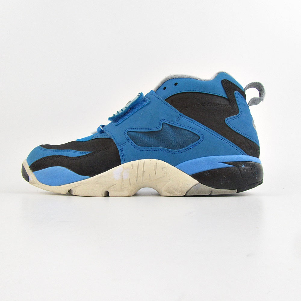 NIKE Diamond Turf - Khazanay