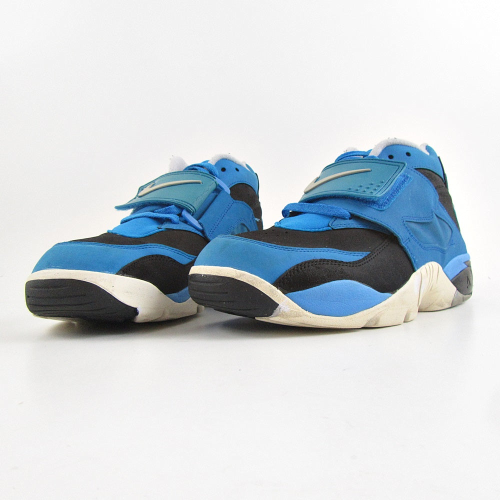 NIKE Diamond Turf - Khazanay