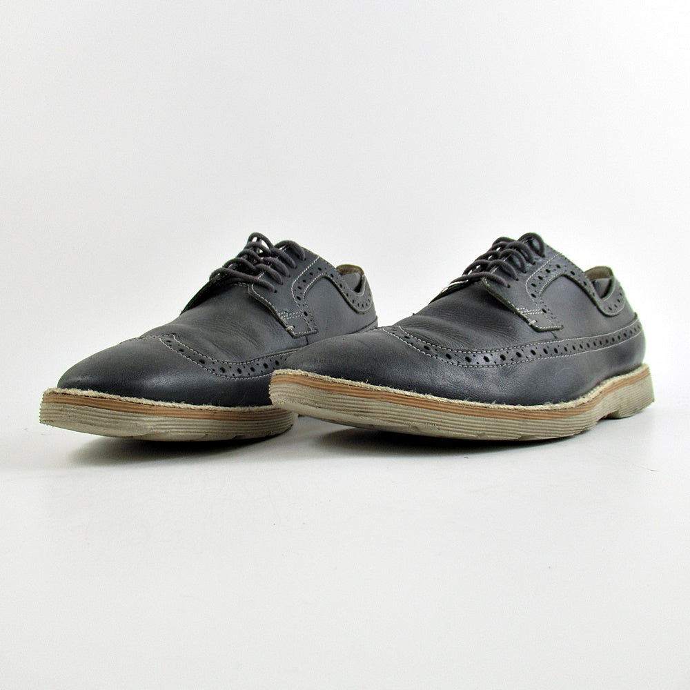 CLARKS England - Khazanay