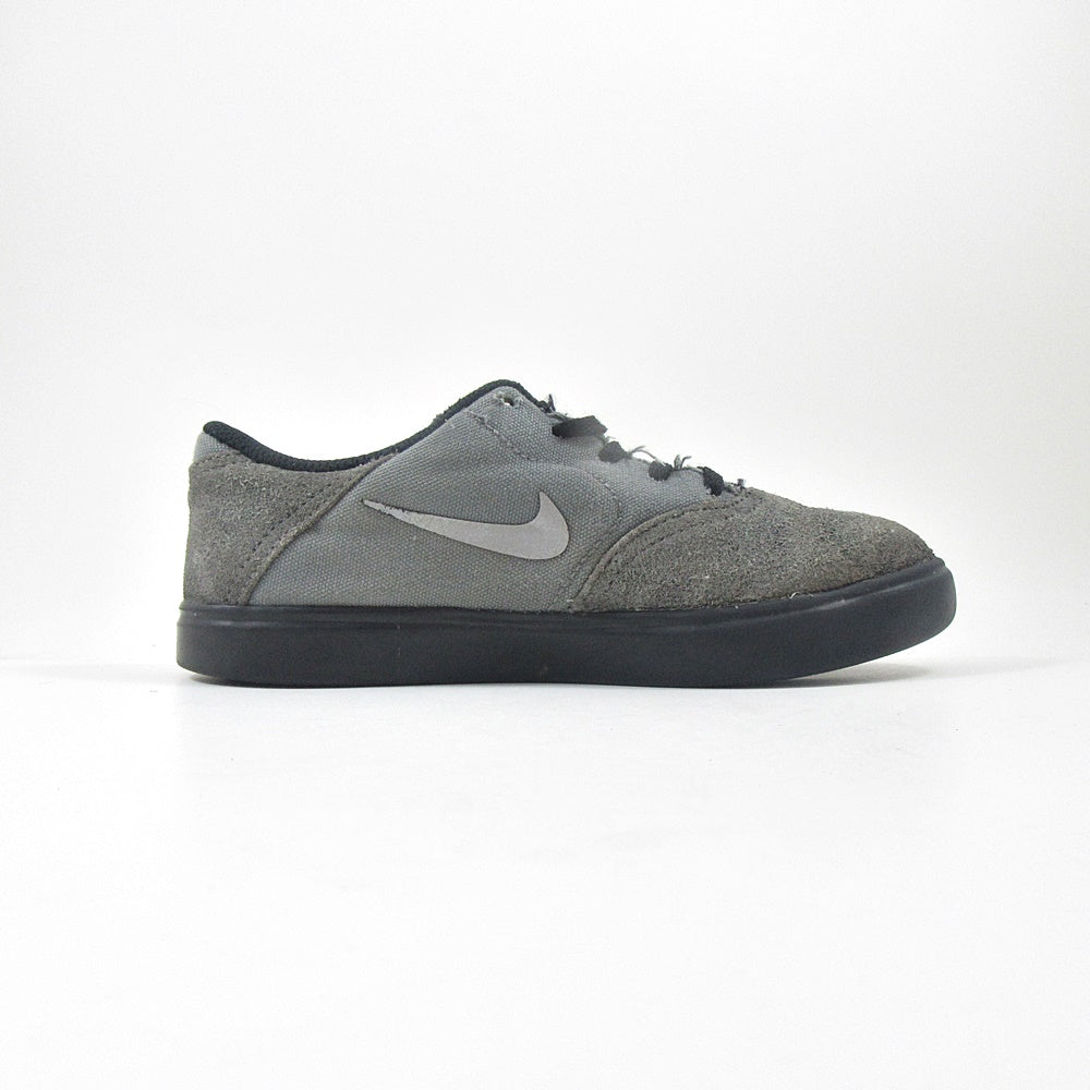 NIKE Sb - Khazanay