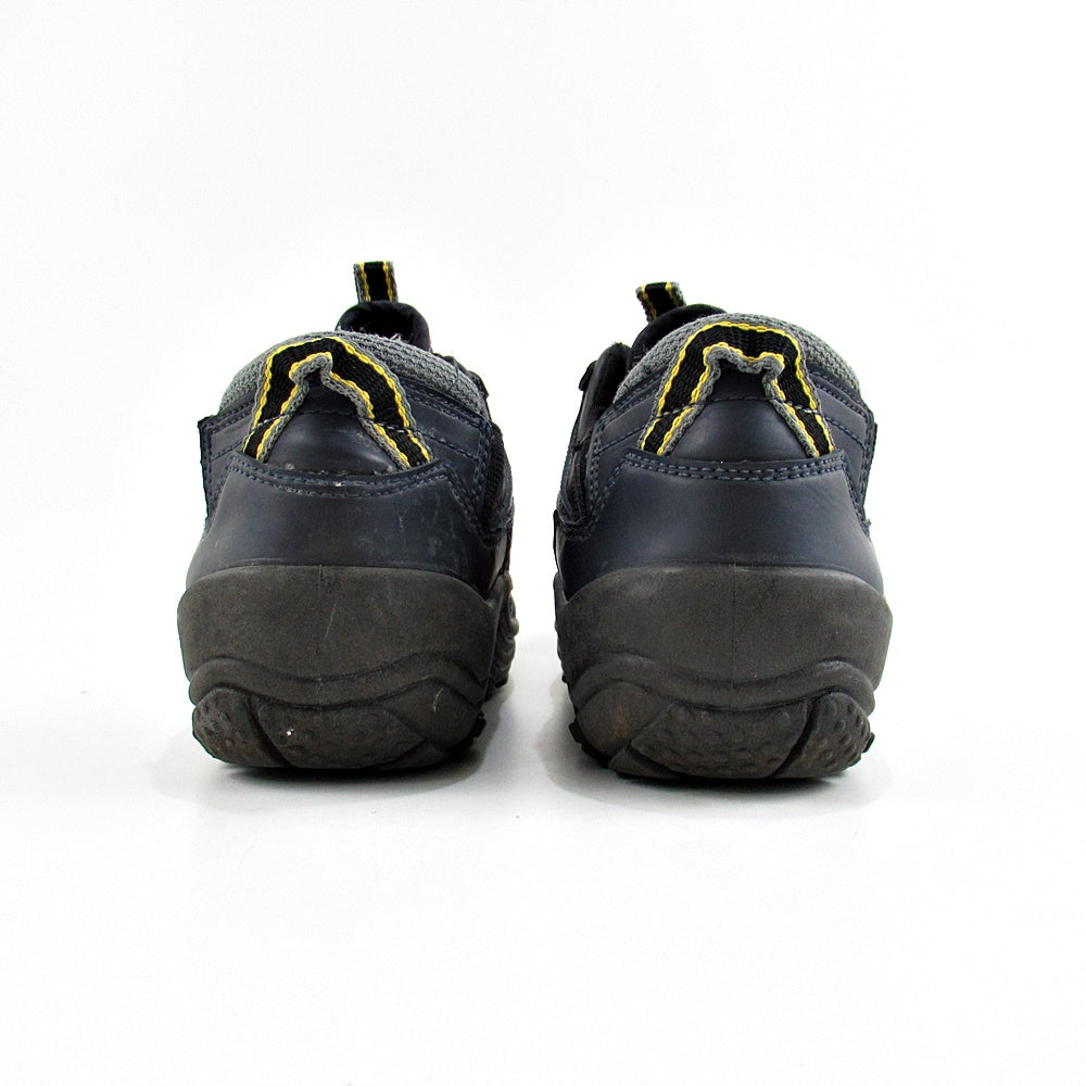 CROSS TREKKERS Slip Resistant - Khazanay