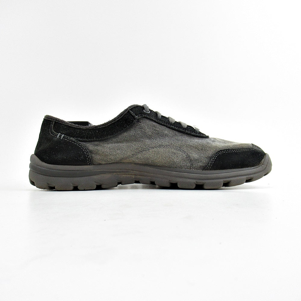 SKECHERS Relaxed Fit Memory Foam - Khazanay