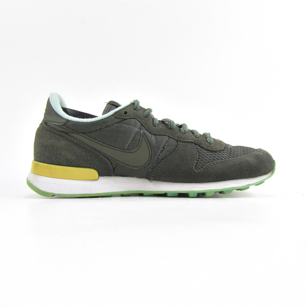 NIKE Internationalist - Khazanay