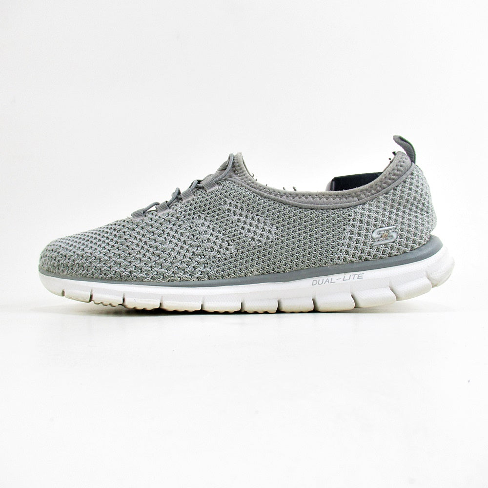 SKECHERS Dual-Lite - Khazanay