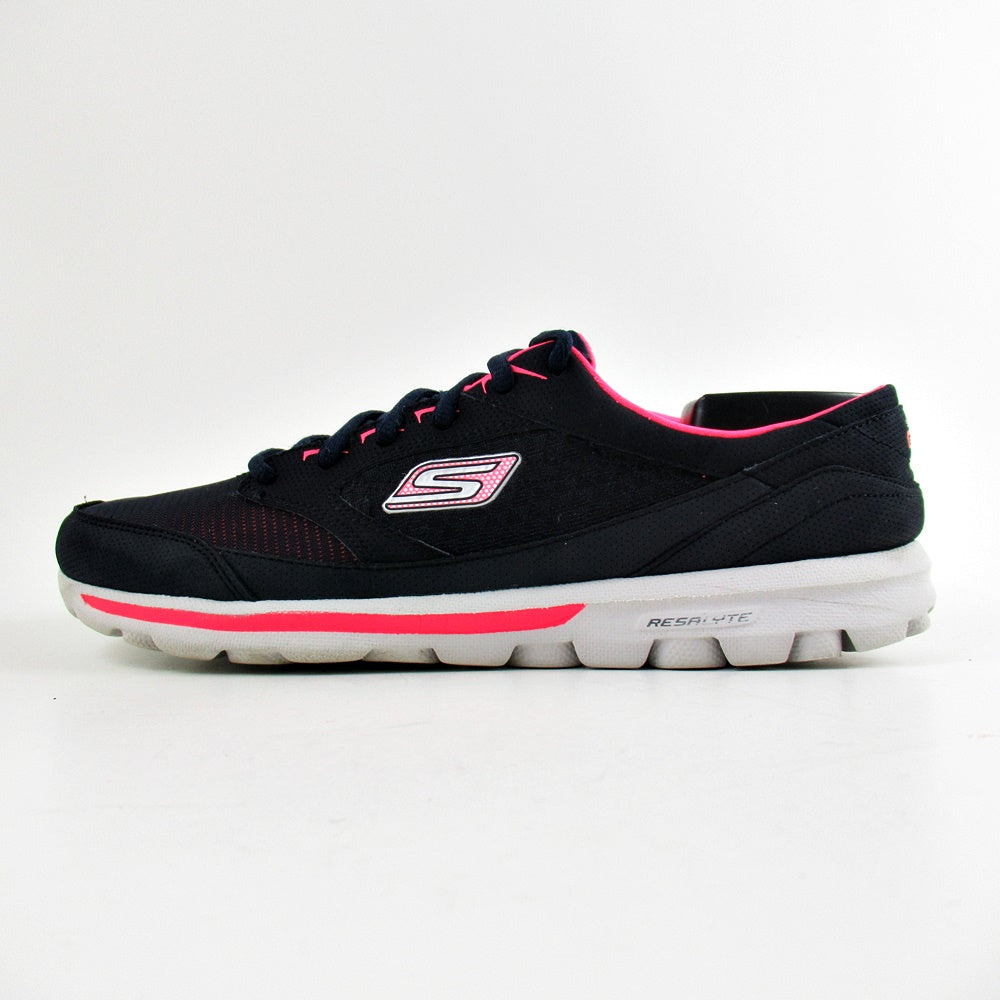 SKECHERS Gowalk - Khazanay