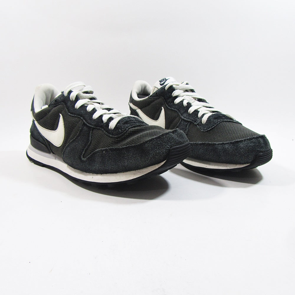 NIKE Internationalist - Khazanay