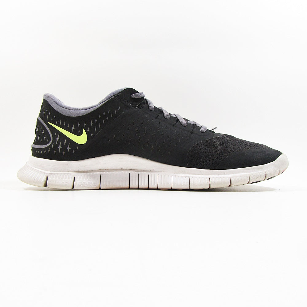 NIKE Free 40 V2 - Khazanay