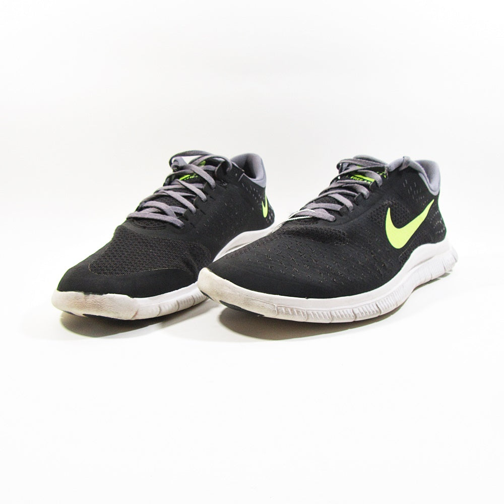 NIKE Free 40 V2 - Khazanay