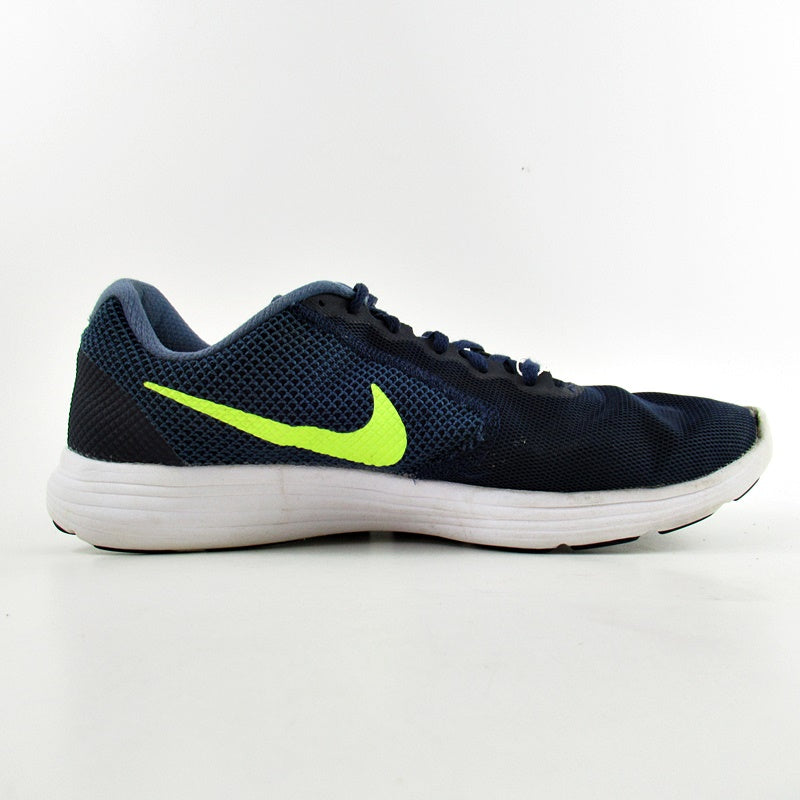 NIKE Revolution 3 - Khazanay