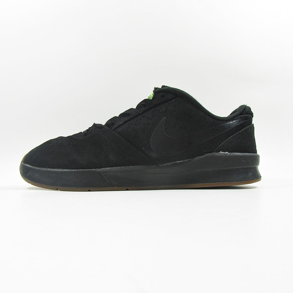 NIKE Sb - Khazanay