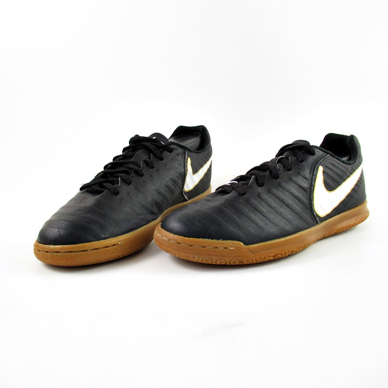 NIKE Tiempo - Khazanay