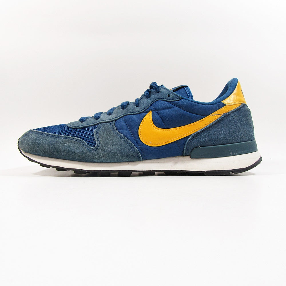 NIKE Internationalist - Khazanay