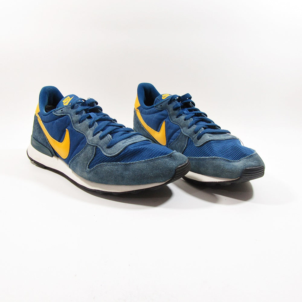 NIKE Internationalist - Khazanay