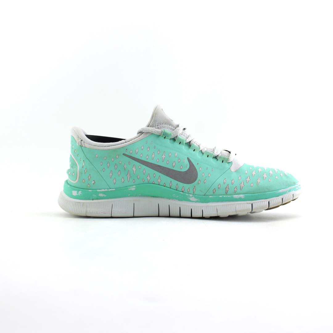 Free run 5.0 womens hotsell tiffany blue