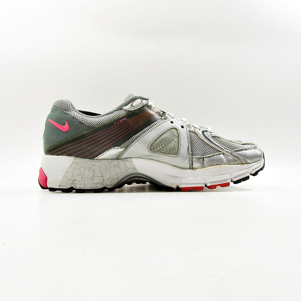 NIKE Span 7 - Khazanay