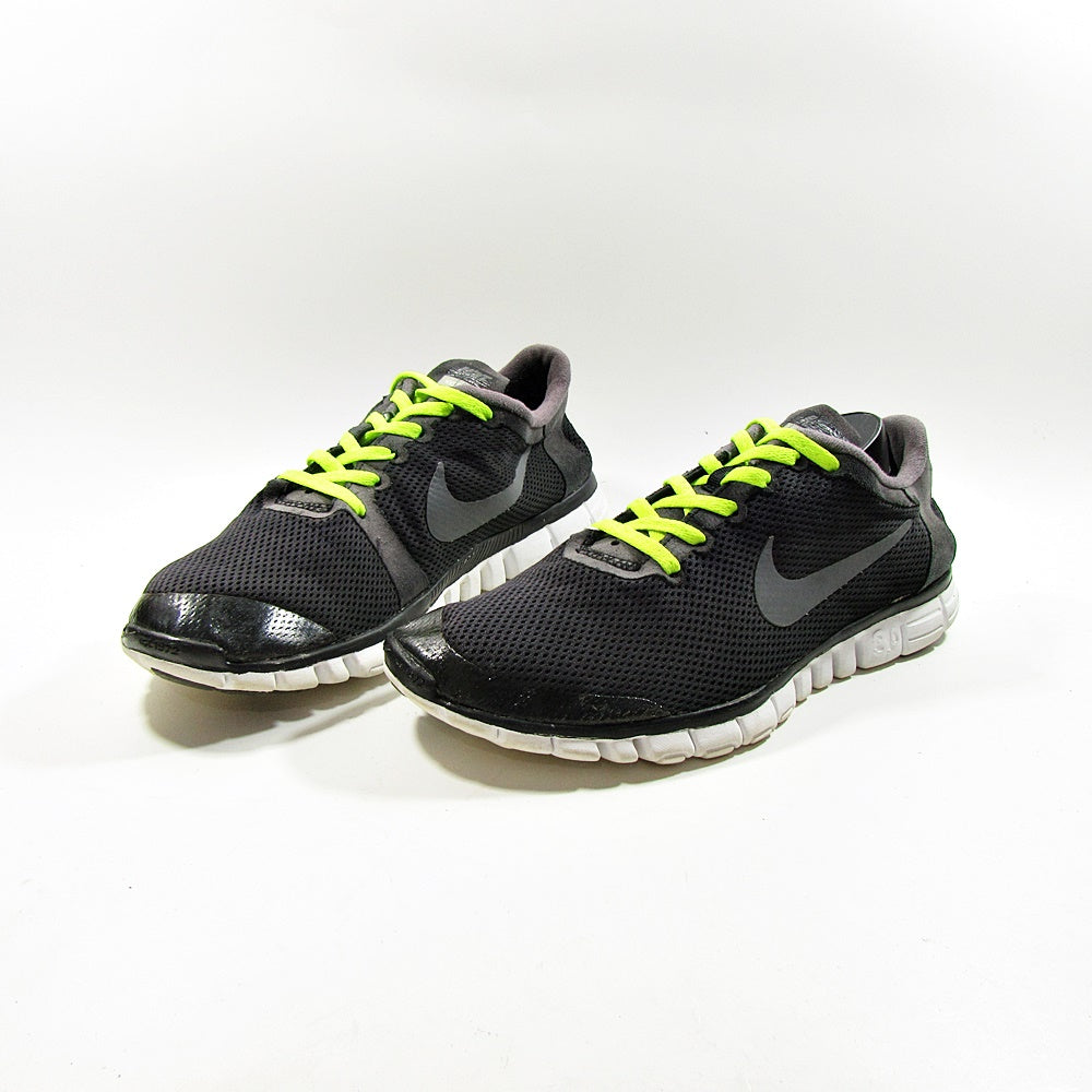 NIKE Free 30 - Khazanay