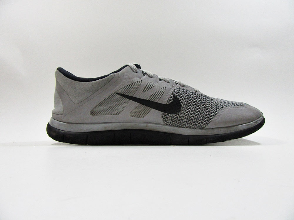 NIKE Free 40 - Khazanay