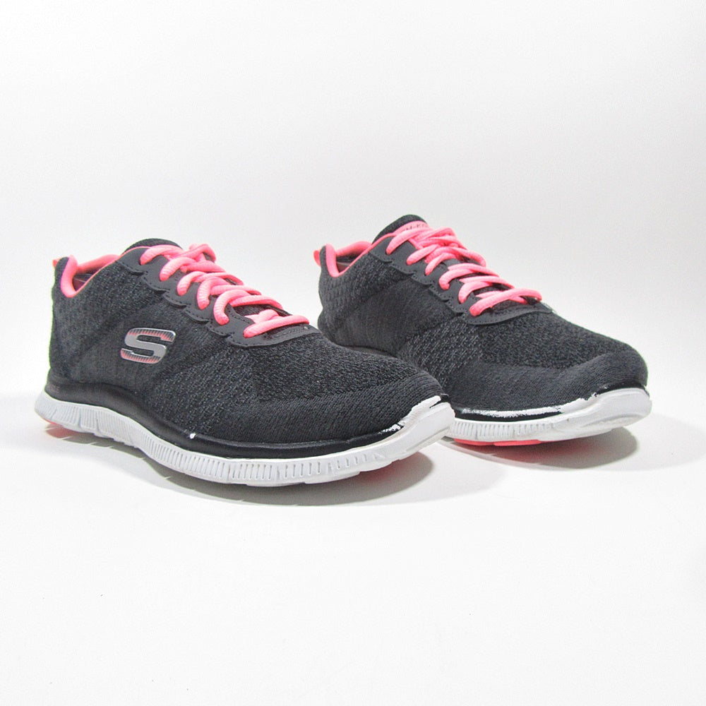 SKECHERS Mory Foam - Khazanay