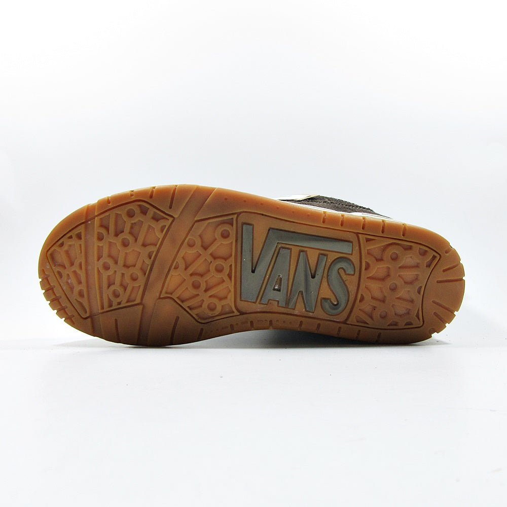 VANS . - Khazanay