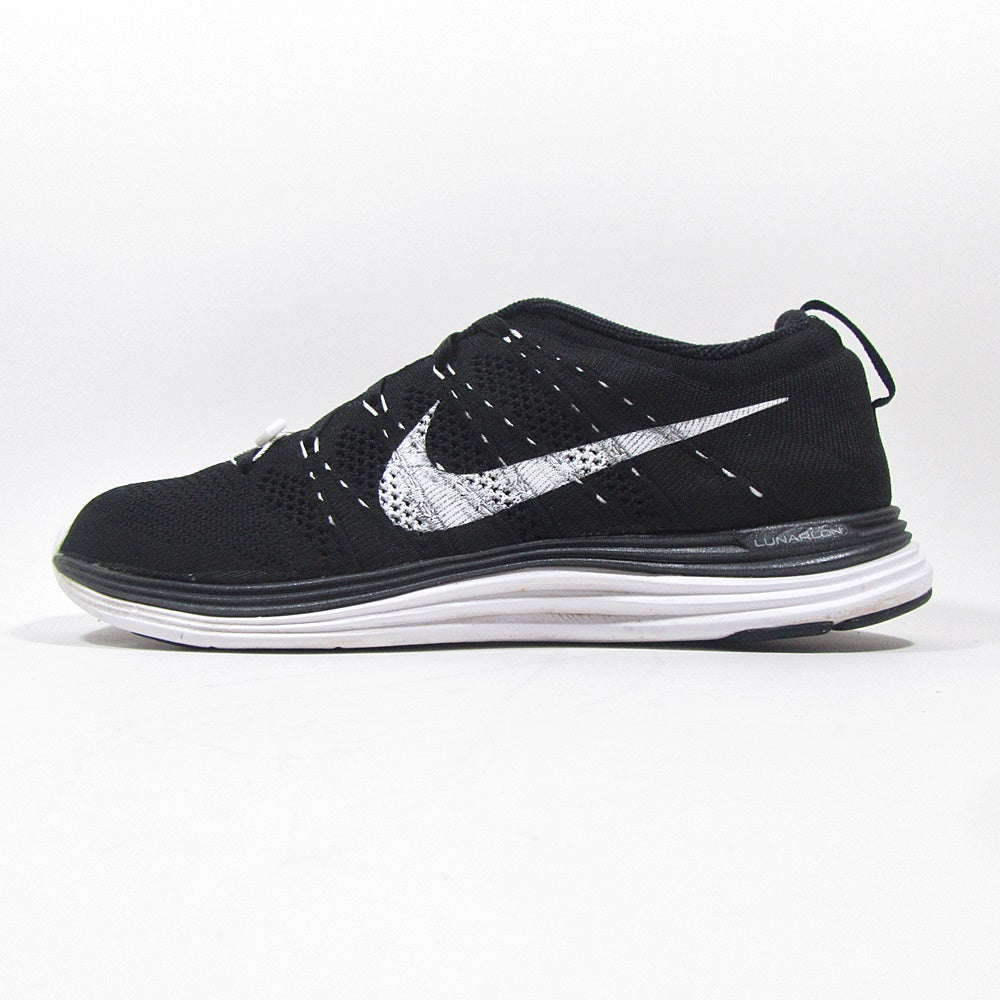 NIKE Flynit Lunar - Khazanay