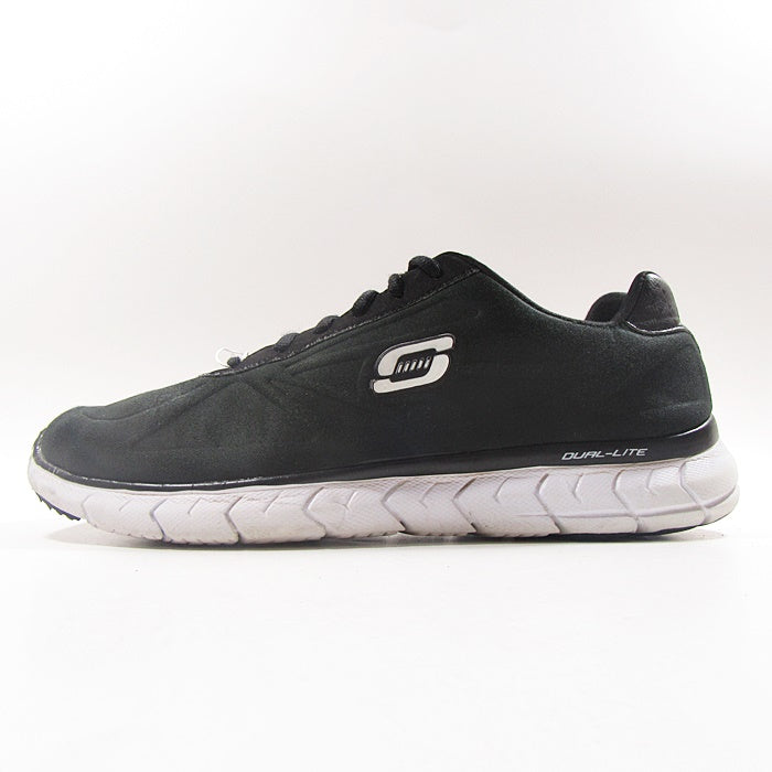 SKECHERS Dual Lite - Khazanay