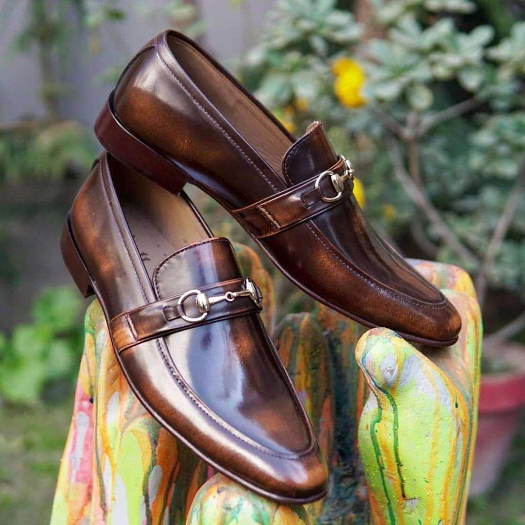 AS-2701 -BOF-Adler Shoes Makes Pakistan Best Handmade Leather Shoes.● Upper: 100% Original Aniline Leather ● Sole: 100% Original Cow Leather Sole ● Lining: Anti-bacterial lining with added comfort ● Warranty: 3-Month Repair Warranty