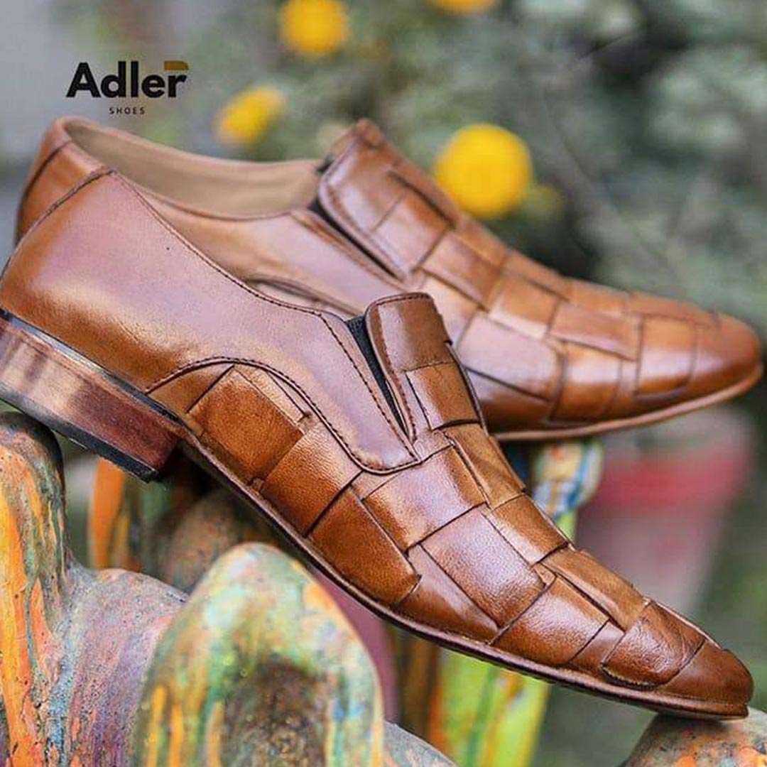 AS-2601 HN -Adler Shoes Makes Pakistan Best Handmade Leather Shoes.● Upper: 100% Original Aniline Leather ● Sole: 100% Original Cow Leather Sole ● Lining: Anti-bacterial lining with added comfort ● Warranty: 3-Month Repair Warranty