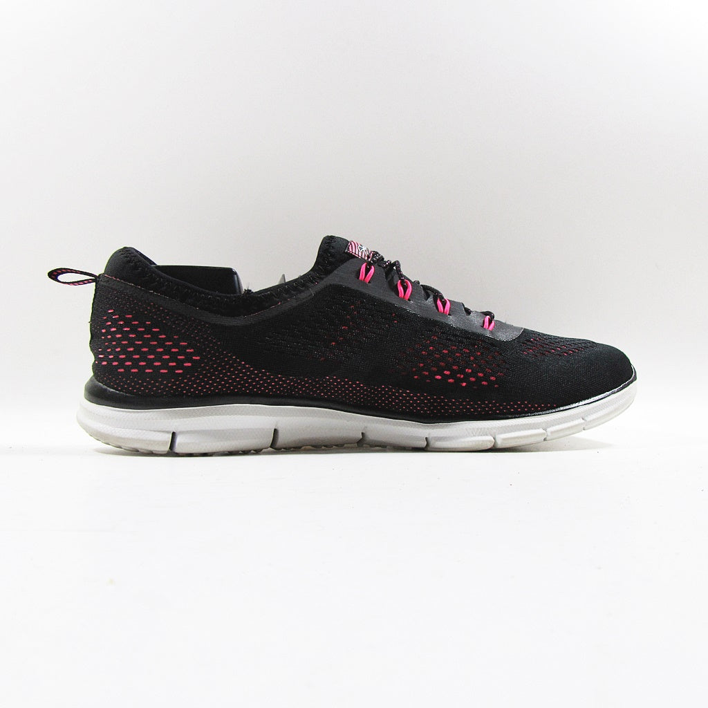 SKECHERS Stretch-Fit - Khazanay