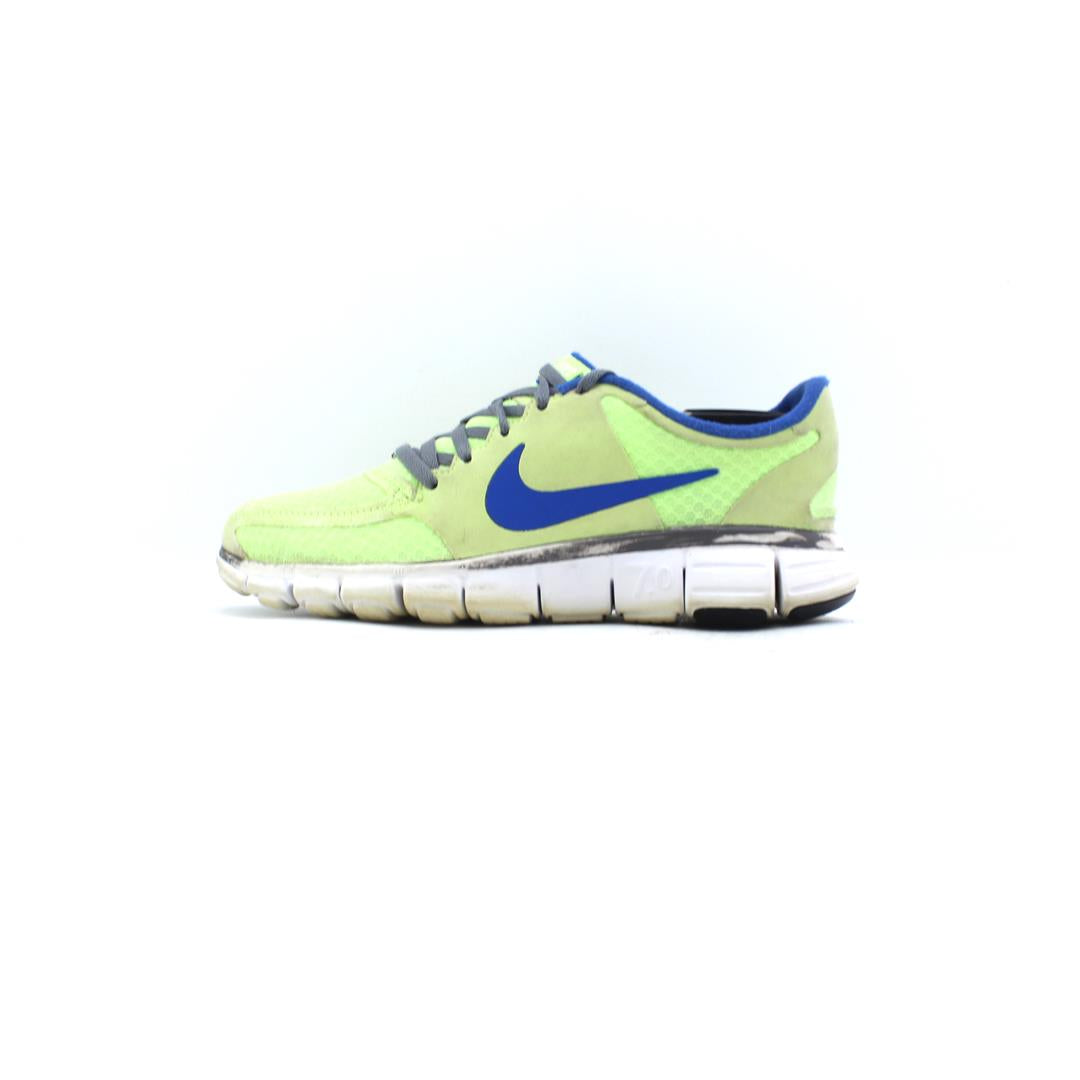 Nike free hotsell 7.0 running shoes