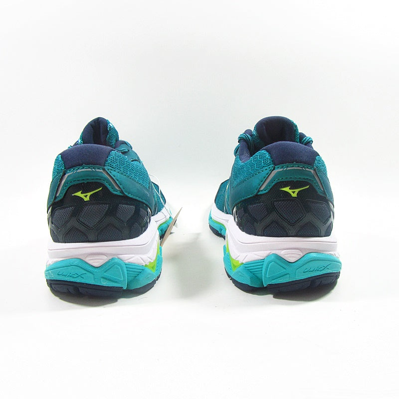 MIZUNO Wave Horizon - Khazanay