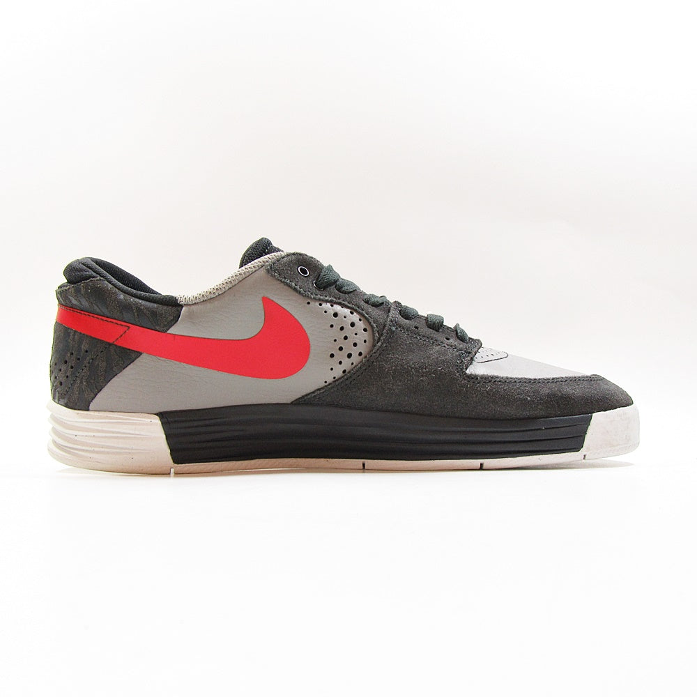 NIKE Paul Rodriguez 7 - Khazanay