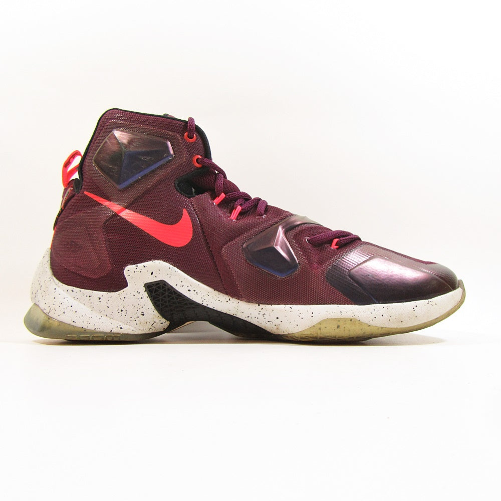 NIKE Lebron James - Khazanay