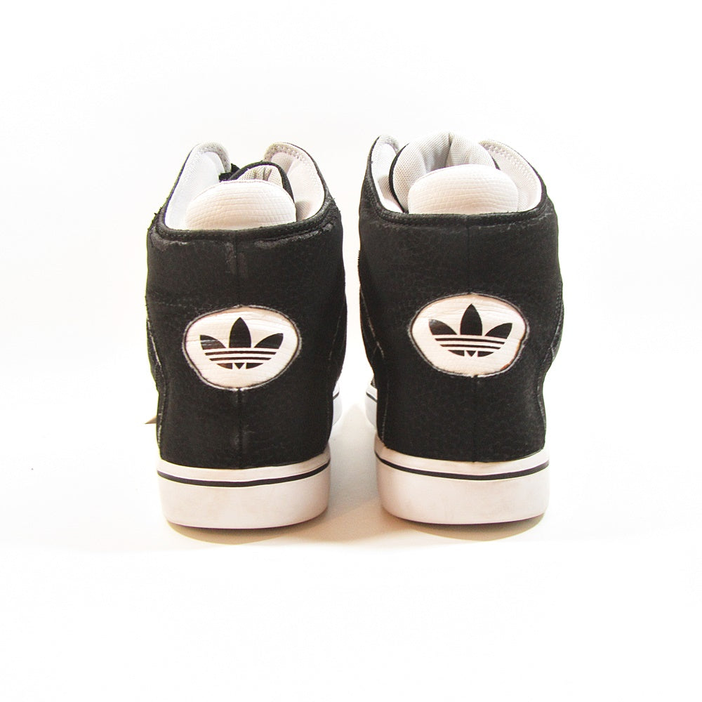 ADIDAS Casual - Khazanay