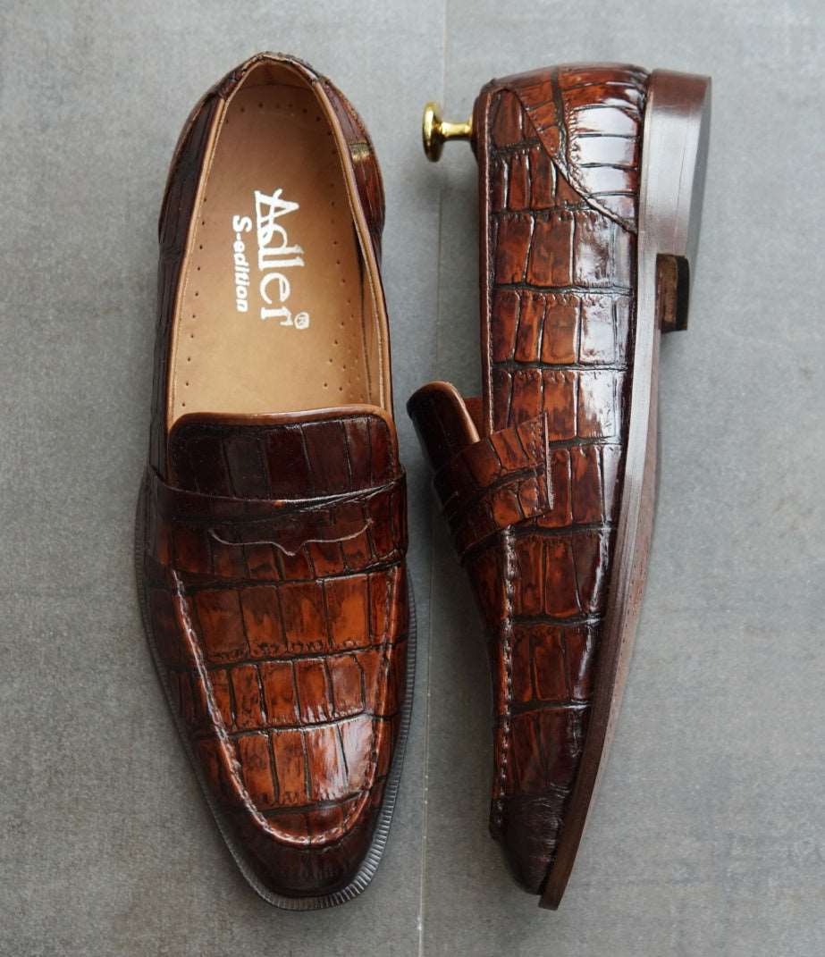 AS-2859 -Rikki -Adler Shoes Makes Pakistan Best Handmade Leather Shoes.● Upper: 100% Original Aniline Leather ● Sole: 100% Original Cow Leather Sole ● Lining: Anti-bacterial lining with added comfort ● Warranty: 3-Month Repair Warranty