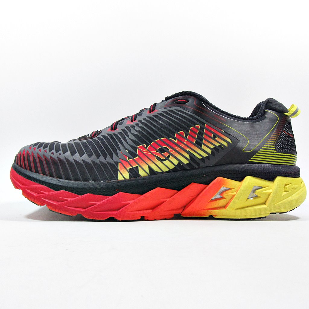 HOKA One One - Khazanay