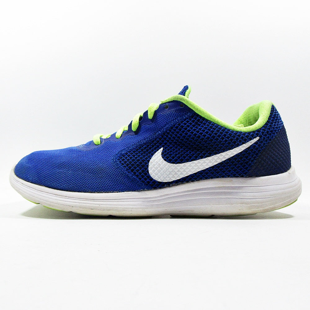 NIKE Revolution 3 - Khazanay