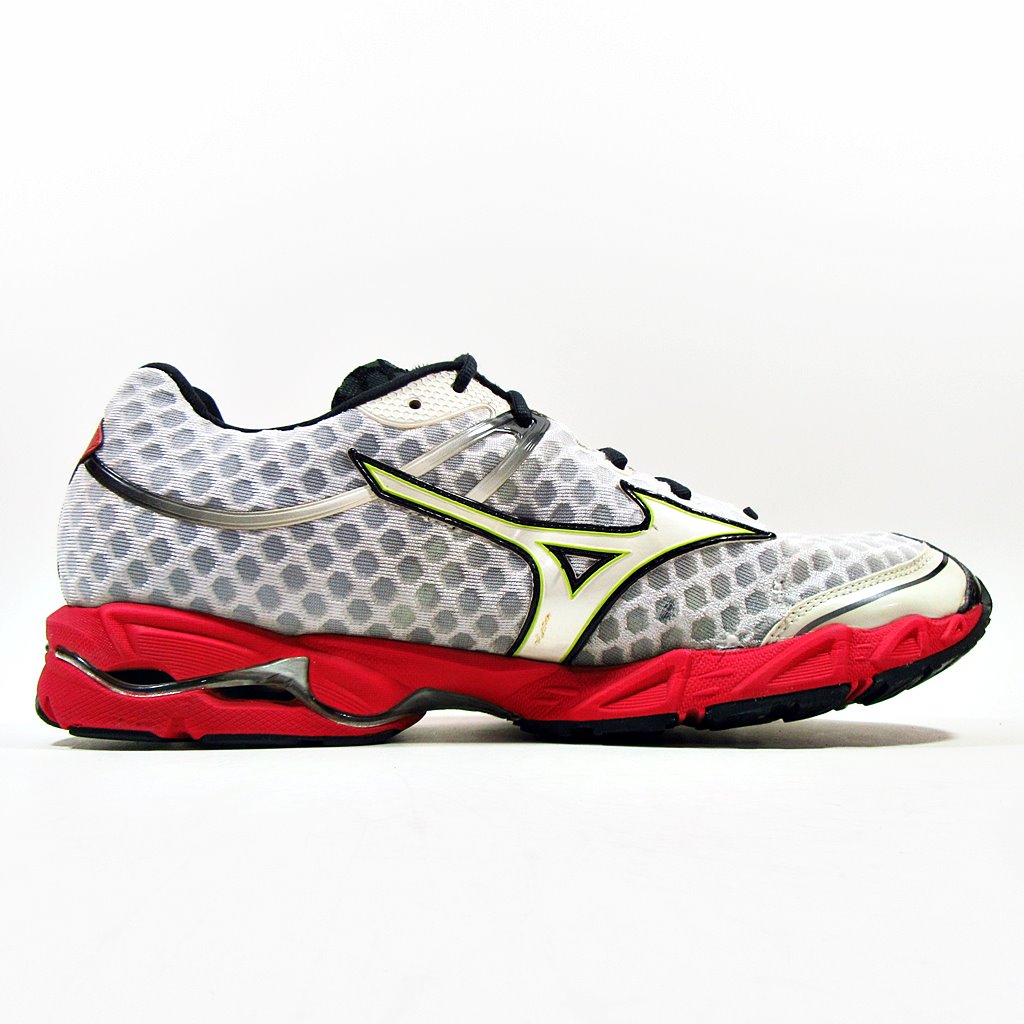 MIZUNO Wave Precision 12 - Khazanay