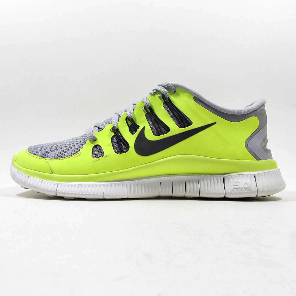 NIKE Free 5.0 - Khazanay