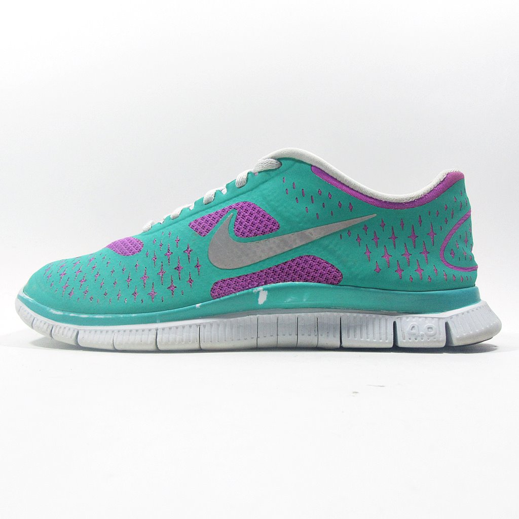 NIKE Free 4.0 V2 - Khazanay