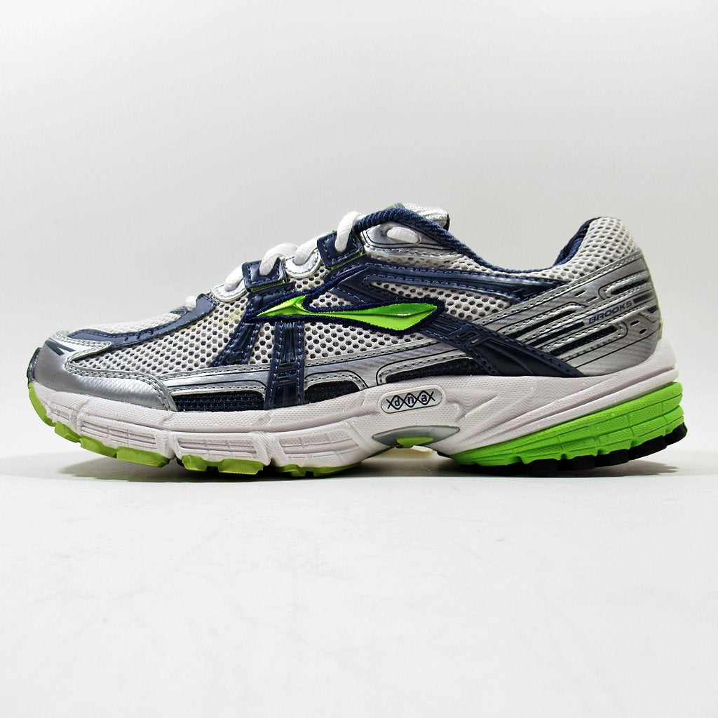 BROOKS Universal - Khazanay