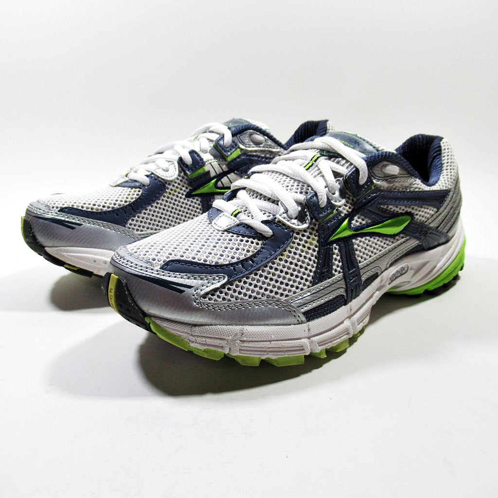 BROOKS Universal - Khazanay