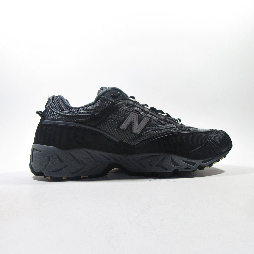 NEW BALANCE All Terrain - Khazanay