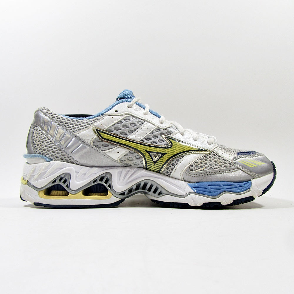 MIZUNO Wave Nirvana4 - Khazanay