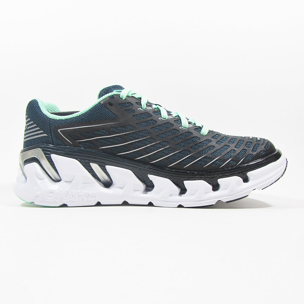 HOKA ONE ONE Vanquish 3 - Khazanay