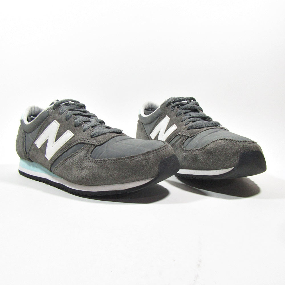 NEW BALANCE Arthletic Shoes - Khazanay