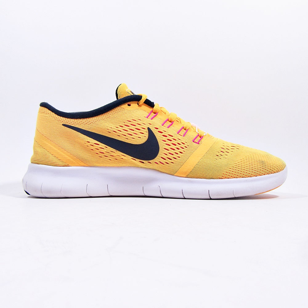 NIKE Free Rn - Khazanay