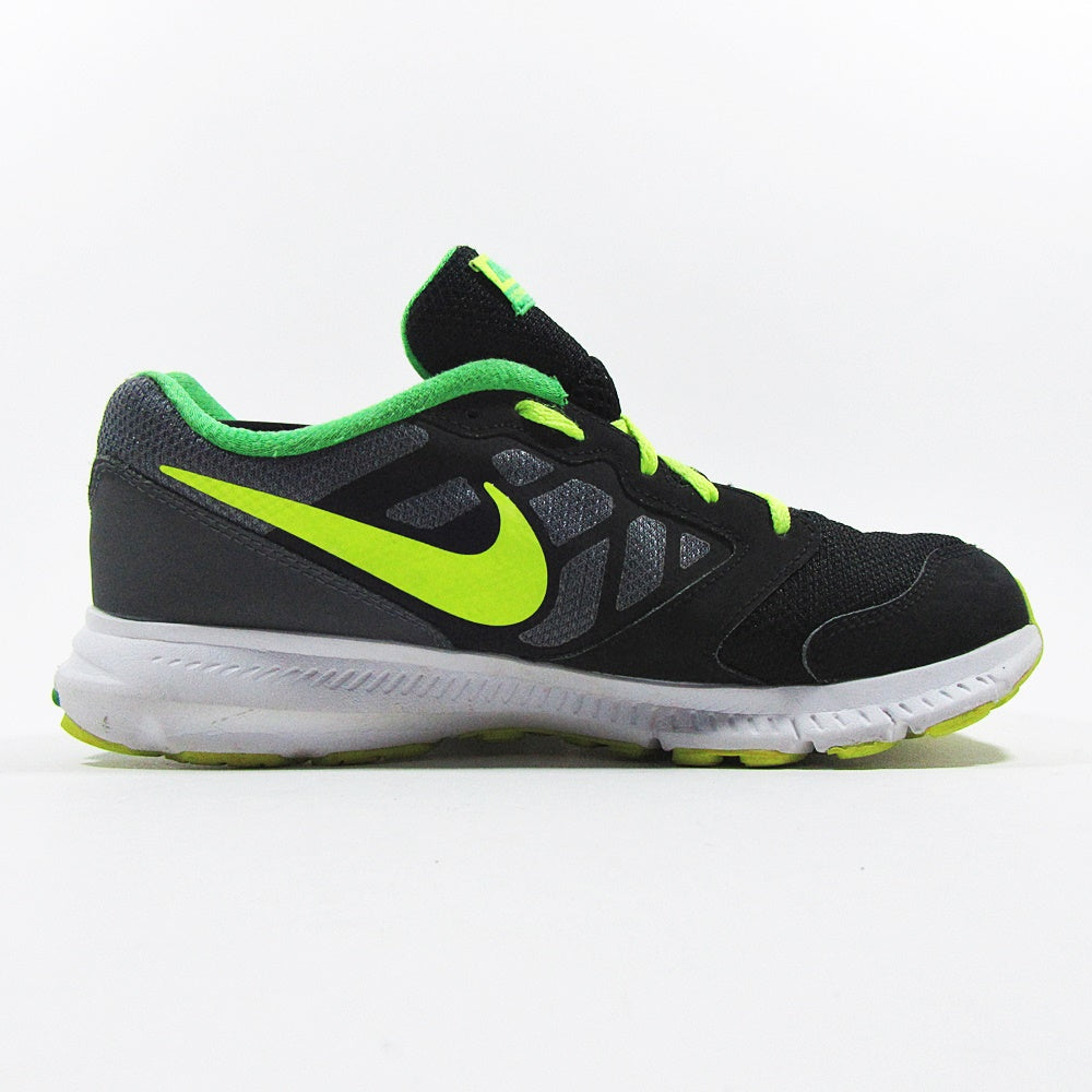 NIKE Down Ship Tr 6 - Khazanay