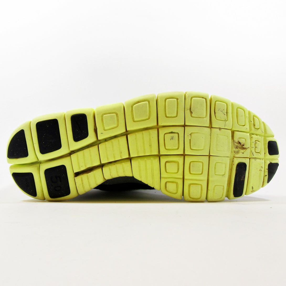 NIKE Free Waffle - Khazanay